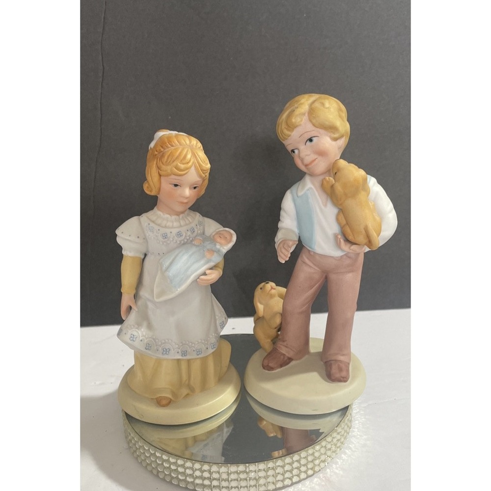 Vintage Avon 1981 A Mother's‎ Love And Best Friends Figurines Boy Girl